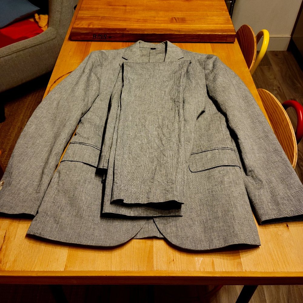 J. Crew Ludlow full suit in slim-fit linen, 34s